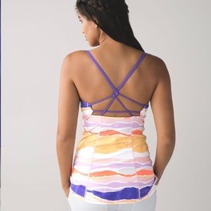 Lululemon Athletica Dancing Warrior Top - Size 2